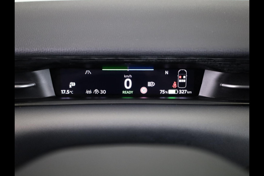 Volkswagen ID.7 Tourer Pro 77 kWh SOH 100% |286 pk | Navigatie | Warmtepomp | Trekhaak (wegklapbaar) | Parkeersensoren (Park assist) | Rondomzicht camera | Stoelverwarming | Matrix LED koplampen |