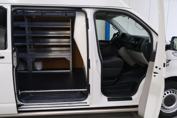 Volkswagen Transporter 2.0 TSI 150PK L2H2 Highline - N.A.P. Airco, Camera, PDC, Imperiaal, Trekhaak.