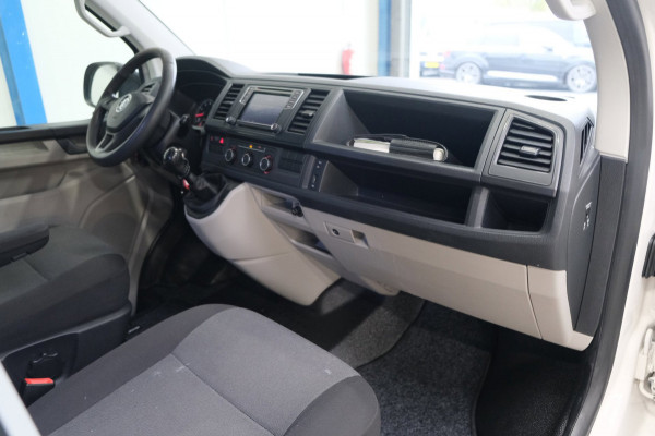 Volkswagen Transporter 2.0 TSI 150PK L2H2 Highline - N.A.P. Airco, Camera, PDC, Imperiaal, Trekhaak.