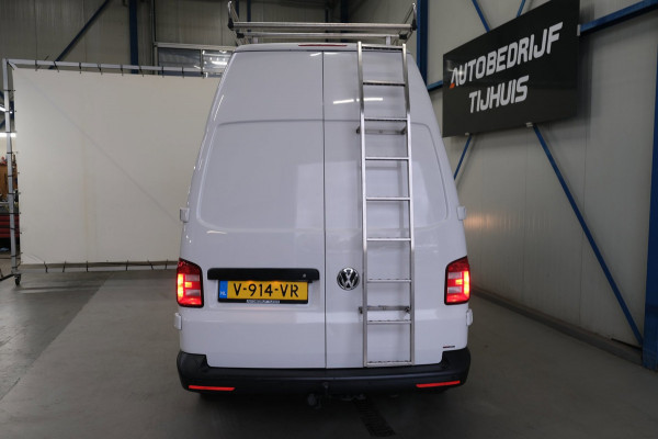 Volkswagen Transporter 2.0 TSI 150PK L2H2 Highline - N.A.P. Airco, Camera, PDC, Imperiaal, Trekhaak.