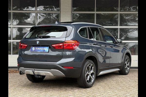 BMW X1 sDrive18i X LINE | HEAD UP | PANORAMA | CAMERA | STOELVERWARMING | PARKEERSENSOREN |
