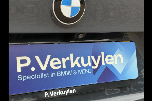 BMW X1 sDrive18i X LINE | HEAD UP | PANORAMA | CAMERA | STOELVERWARMING | PARKEERSENSOREN |