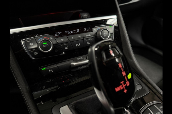 BMW 2 Serie Active Tourer 220i 179pk High Executive Trekhaak/LED/camera/navi professional
