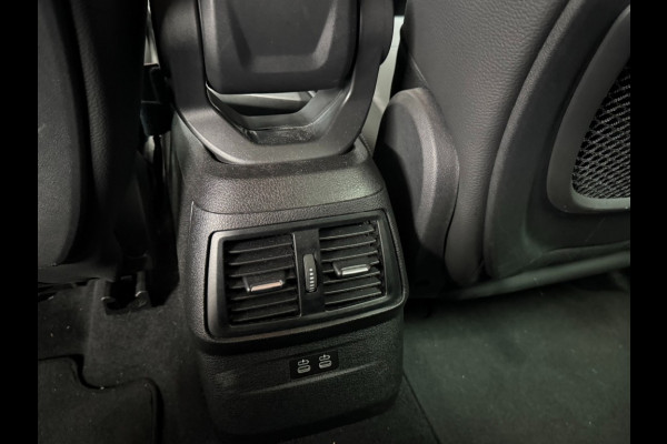 BMW 2 Serie Active Tourer 220i 179pk High Executive Trekhaak/LED/camera/navi professional