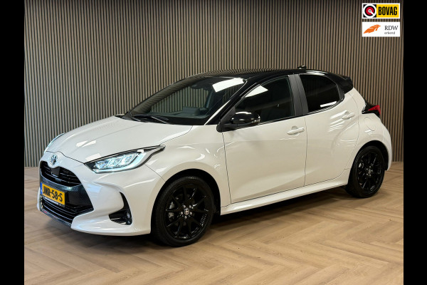 Toyota Yaris 1.5 Hybrid Sport AUT. CAMERA NAVIGATIE KEYLESS-GO LANE-ASSIST STOELVERWARMING AIRCO CRUISE