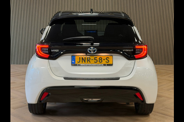 Toyota Yaris 1.5 Hybrid Sport AUT. CAMERA NAVIGATIE KEYLESS-GO LANE-ASSIST STOELVERWARMING AIRCO CRUISE