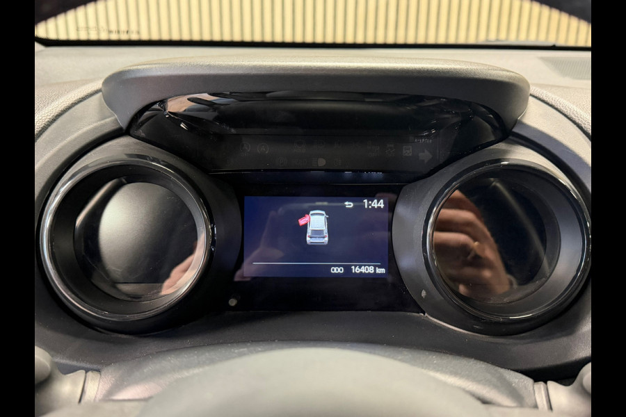 Toyota Yaris 1.5 Hybrid Sport AUT. CAMERA NAVIGATIE KEYLESS-GO LANE-ASSIST STOELVERWARMING AIRCO CRUISE
