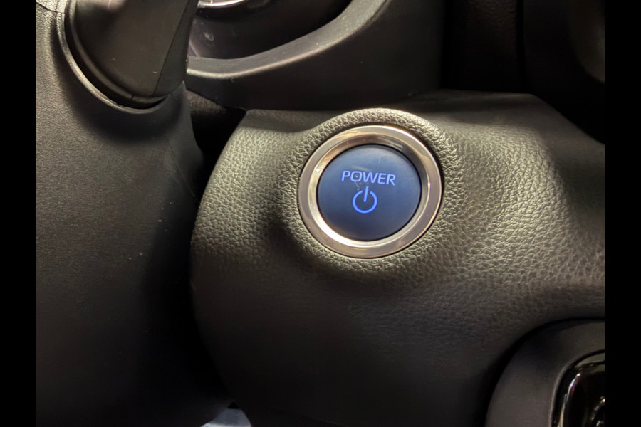 Toyota Yaris 1.5 Hybrid Sport AUT. CAMERA NAVIGATIE KEYLESS-GO LANE-ASSIST STOELVERWARMING AIRCO CRUISE