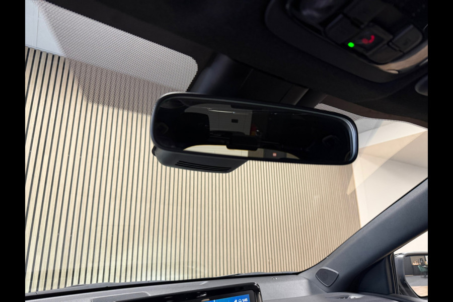 Toyota Yaris 1.5 Hybrid Sport AUT. CAMERA NAVIGATIE KEYLESS-GO LANE-ASSIST STOELVERWARMING AIRCO CRUISE