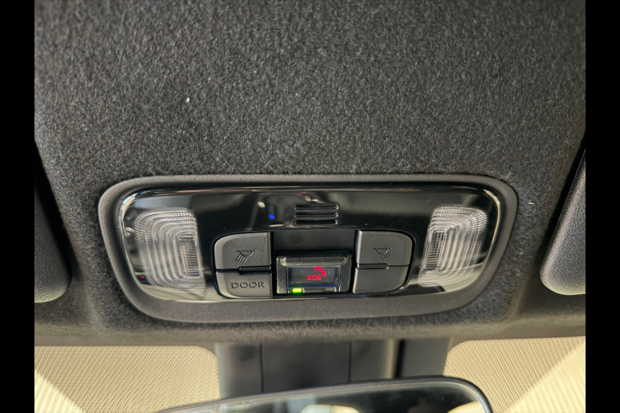 Toyota Yaris 1.5 Hybrid Sport AUT. CAMERA NAVIGATIE KEYLESS-GO LANE-ASSIST STOELVERWARMING AIRCO CRUISE