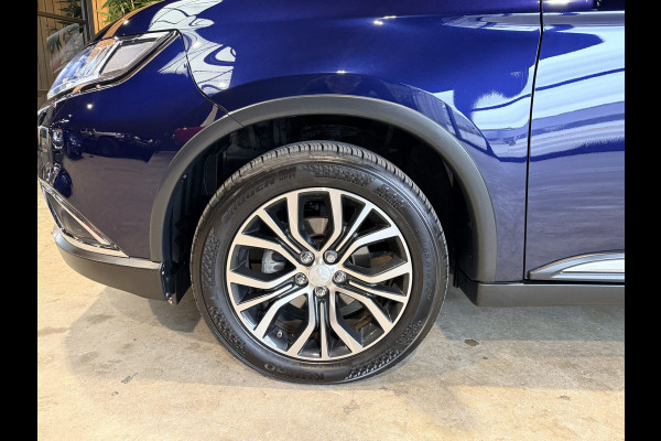Mitsubishi Outlander 2.0 Connect Pro