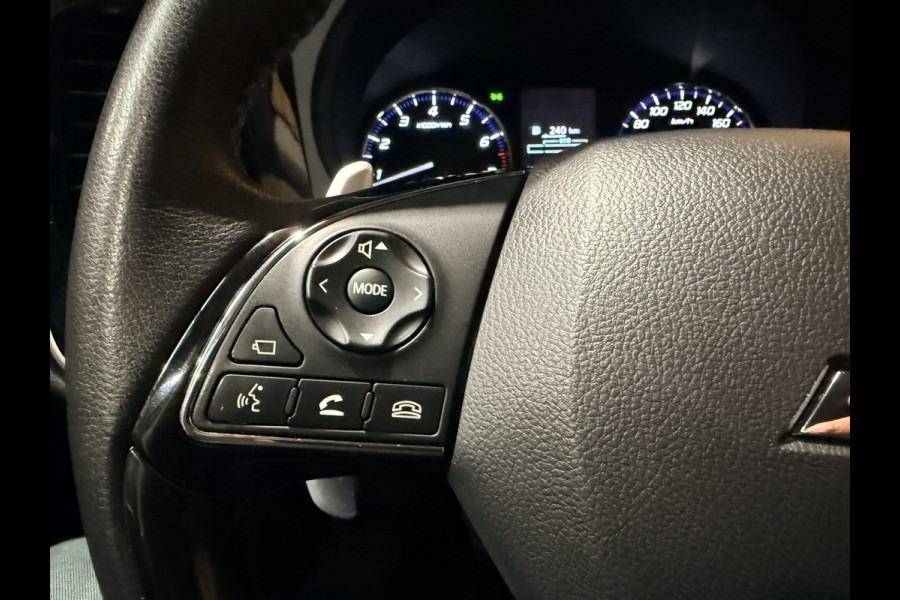 Mitsubishi Outlander 2.0 Connect Pro