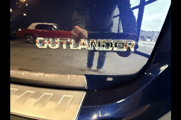Mitsubishi Outlander 2.0 Connect Pro