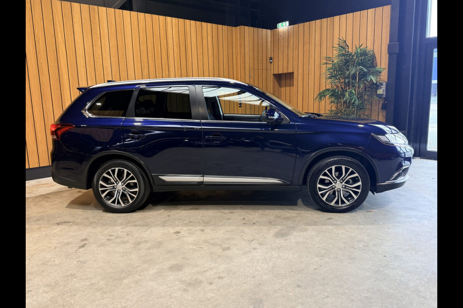Mitsubishi Outlander 2.0 Connect Pro
