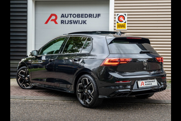 Volkswagen Golf 1.5 eTSI R-Line Pano/Matrix/Camera/Keyless