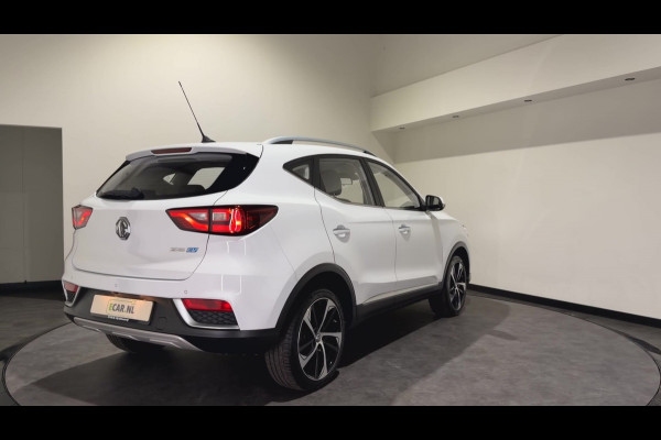 MG ZS EV Luxury 45 kWh | Panoramadak | Leder interieur | Keyless | ACC | Apple CarPlay - Android Auto
