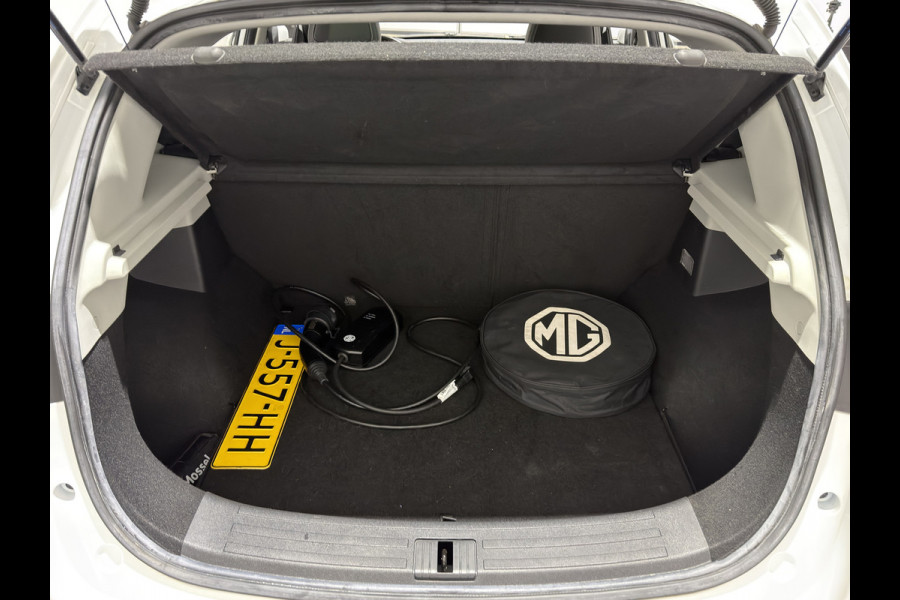 MG ZS EV Luxury 45 kWh | Panoramadak | Leder interieur | Keyless | ACC | Apple CarPlay - Android Auto