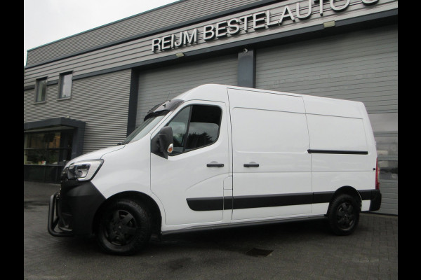 Renault Master T35 2.3 dCi 180pk, L2, Navi, Camera, LED, 2x Schuifdeur, Trekhaak, 3-Zits.
