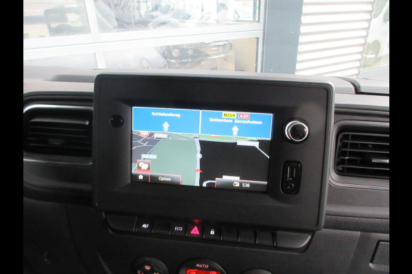 Renault Master T35 2.3 dCi 180pk, L2, Navi, Camera, LED, 2x Schuifdeur, Trekhaak, 3-Zits.