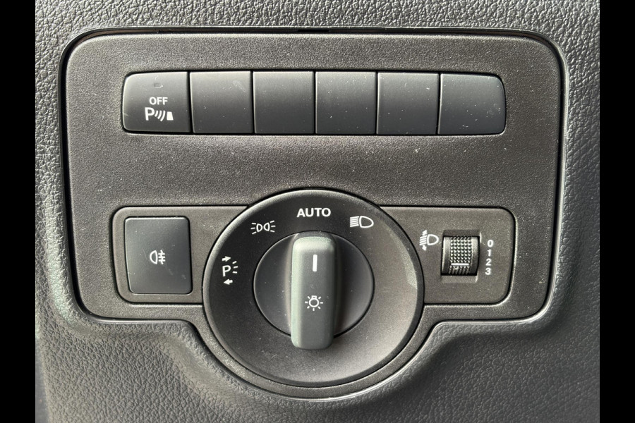 Mercedes-Benz Vito 114 CDI Lang*AUTOM*NAVI*CAM*ECC*HAAK*CRUISE*TEL*