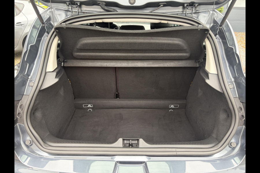 Renault Clio 0.9 TCe Intens ✓D-Ketting vv in 01-2026✓Camera✓Navi✓Keyless✓Dealer Onderhouden✓Halfleder✓LED✓Lm velgen✓Airco✓Cruise✓Pdc V+A✓4 Elekt Ramen✓N.A.P✓Apk tot 05-2027