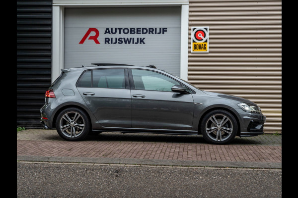 Volkswagen Golf 1.5 TSI 3xR-Line Pano/Camera/AppleCarPlay
