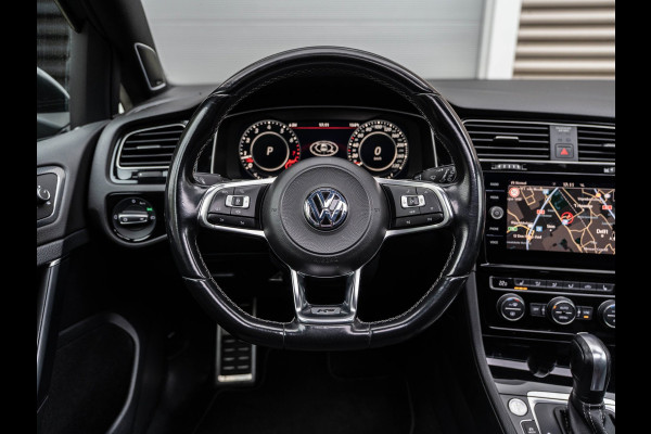 Volkswagen Golf 1.5 TSI 3xR-Line Pano/Camera/AppleCarPlay