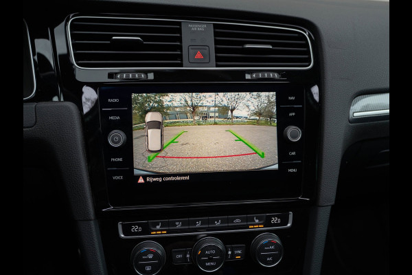 Volkswagen Golf 1.5 TSI 3xR-Line Pano/Camera/AppleCarPlay