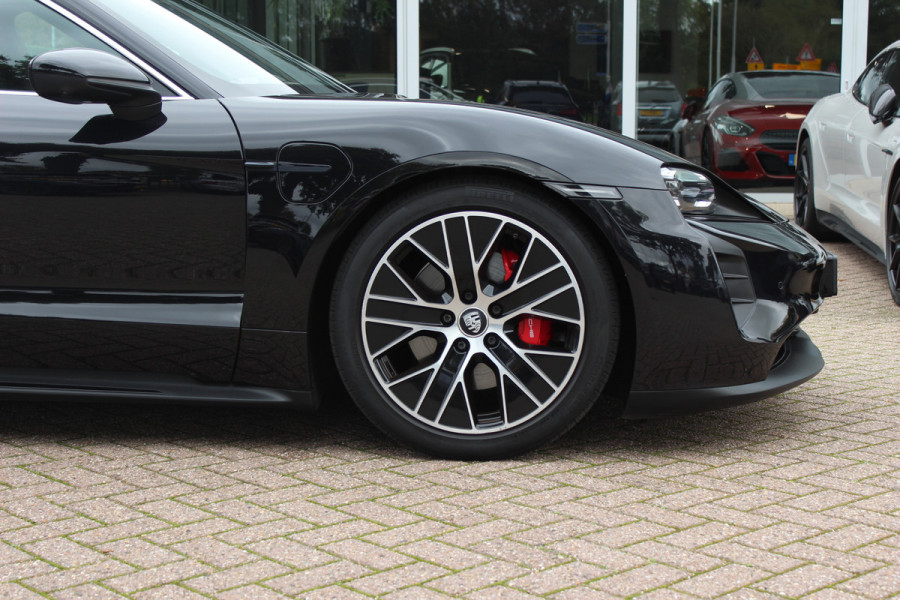 Porsche Taycan 4S Performance 84 kWh / SOH 90,9% / Panoramadak / 360Camera / Head-up / Achterasbesturing / Passenger Display / Luchtvering / 20'' / Keyless / Sportdesign+Chrono / Ventilatie+Massage / Bose / Dodehoek / DAB / Crui