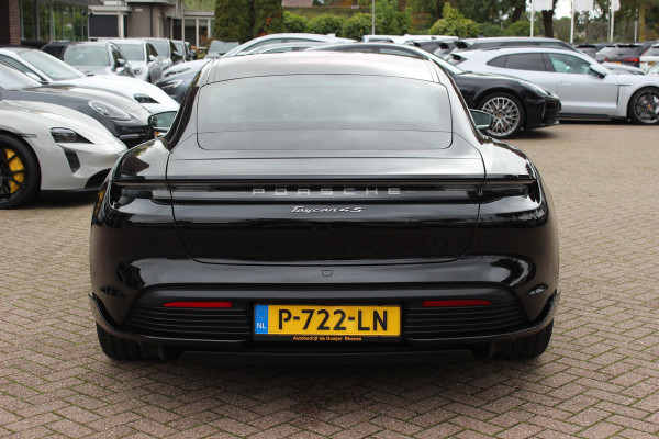 Porsche Taycan 4S Performance 84 kWh / SOH 90,9% / Panoramadak / 360Camera / Head-up / Achterasbesturing / Passenger Display / Luchtvering / 20'' / Keyless / Sportdesign+Chrono / Ventilatie+Massage / Bose / Dodehoek / DAB / Crui