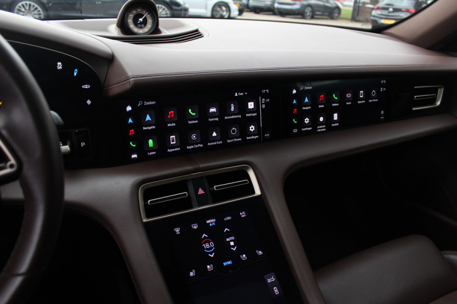 Porsche Taycan 4S Performance 84 kWh / SOH 90,9% / Panoramadak / 360Camera / Head-up / Achterasbesturing / Passenger Display / Luchtvering / 20'' / Keyless / Sportdesign+Chrono / Ventilatie+Massage / Bose / Dodehoek / DAB / Crui