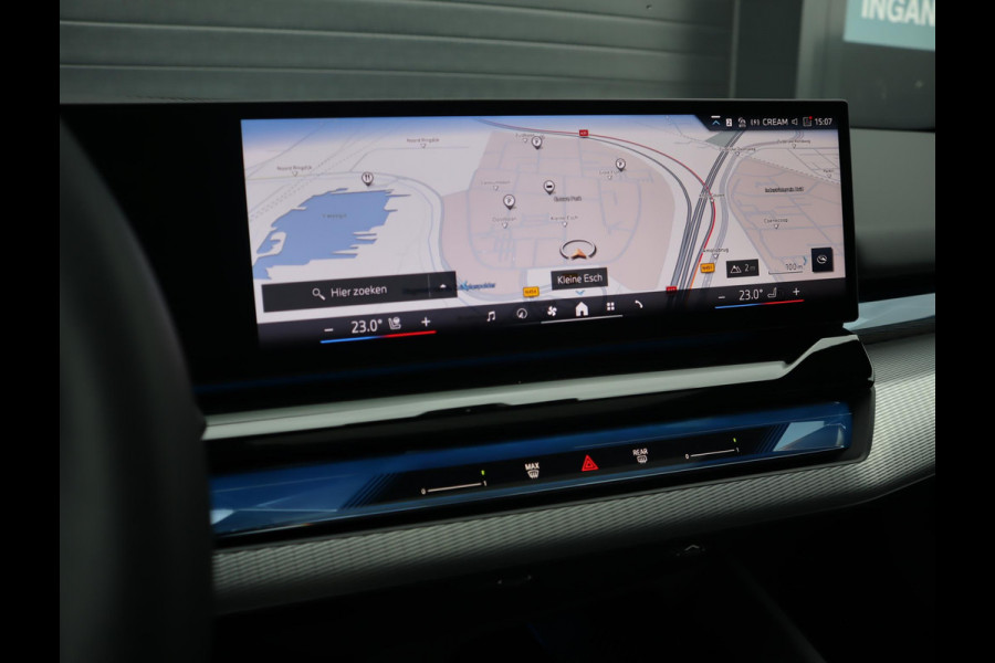 BMW 5 Serie Touring 520i | Pano | 360 Camera | HUD | Trekhaak | Bowers & Wilkins