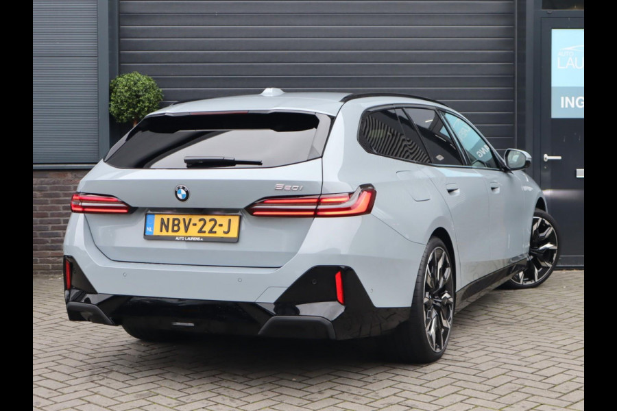 BMW 5 Serie Touring 520i | Pano | 360 Camera | HUD | Trekhaak | Bowers & Wilkins