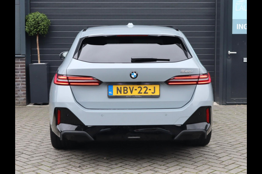 BMW 5 Serie Touring 520i | Pano | 360 Camera | HUD | Trekhaak | Bowers & Wilkins
