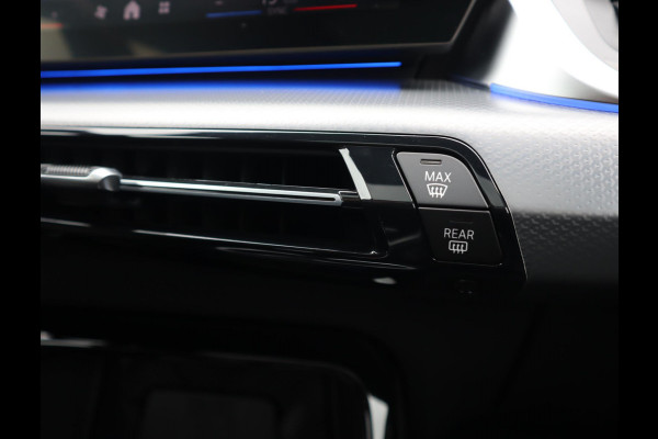 BMW X1 sDrive18i | Panorama | Camera | Trekhaak