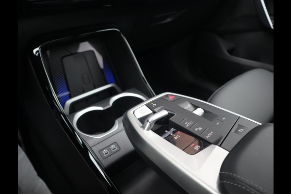BMW X1 sDrive18i | Panorama | Camera | Trekhaak