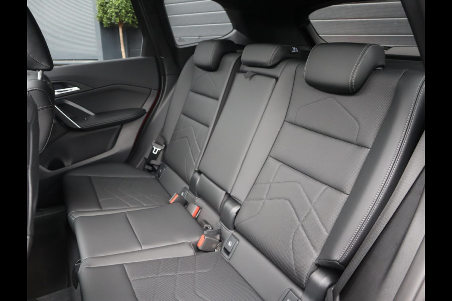 BMW X1 sDrive18i | Panorama | Camera | Trekhaak