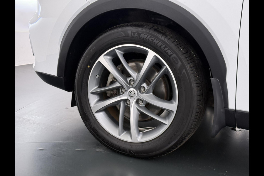 MG EHS 1.5 TGDI Luxury | PHEV | MEGA COMPLEET! | COMPLETE HISTORIE AANWEZIG | FABRIEKSGARANTIE T/M 3-2030 | 52km WLTP ELECTR RIJBEREIK, TOTAAL RIJBEREIK TOT 1.000km!
