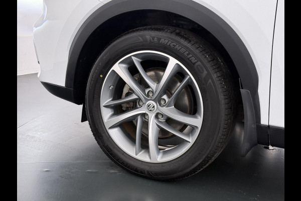 MG EHS 1.5 TGDI Luxury | PHEV | MEGA COMPLEET! | COMPLETE HISTORIE AANWEZIG | FABRIEKSGARANTIE T/M 3-2030 | 52km WLTP ELECTR RIJBEREIK, TOTAAL RIJBEREIK TOT 1.000km!
