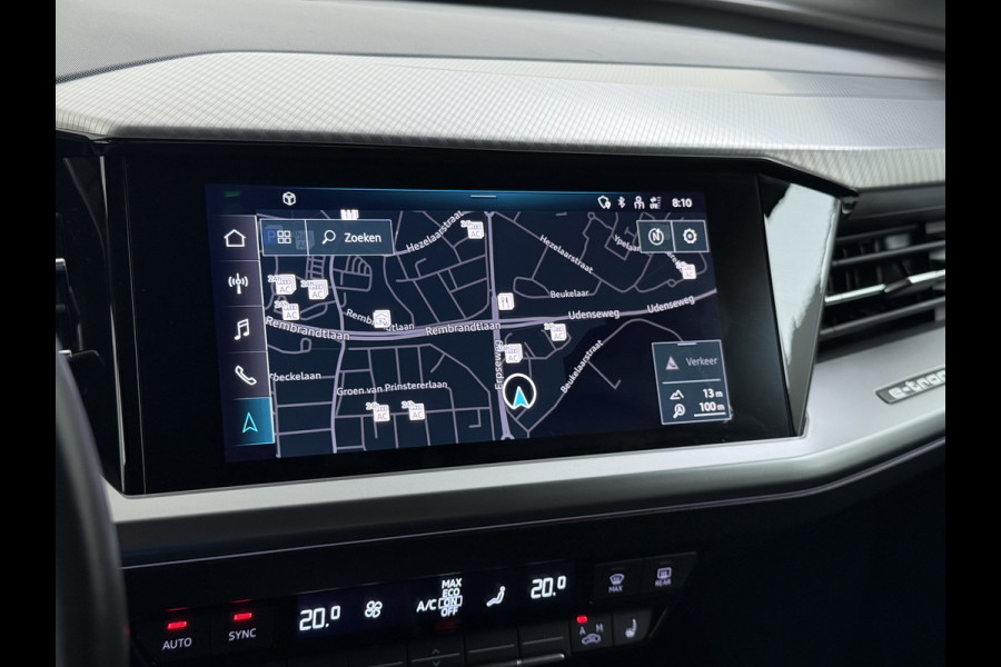 Audi Q4 e-tron SOH 92% 300PK Quattro Launch Edition Advanced Plus 82kWh Warmtepomp Adap.Cruise Trekhaak Head-Up Camera Elek.Stoelen+Memory +Ver Keyless advanced Apple Carplay/Android Auto Bluetooth Privacy Glas Lmv Matrix-Led Isofix 1.200KG Trekgewicht Origineel Nederlandse Auto