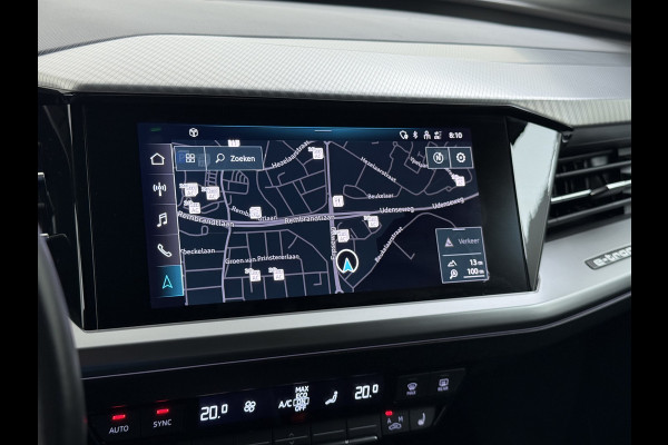 Audi Q4 e-tron SOH 92% 300PK Quattro Launch Edition Advanced Plus 82kWh Warmtepomp Adap.Cruise Trekhaak Head-Up Camera Elek.Stoelen+Memory +Ver Keyless advanced Apple Carplay/Android Auto Bluetooth Privacy Glas Lmv Matrix-Led Isofix 1.200KG Trekgewicht Origineel Nederlandse Auto
