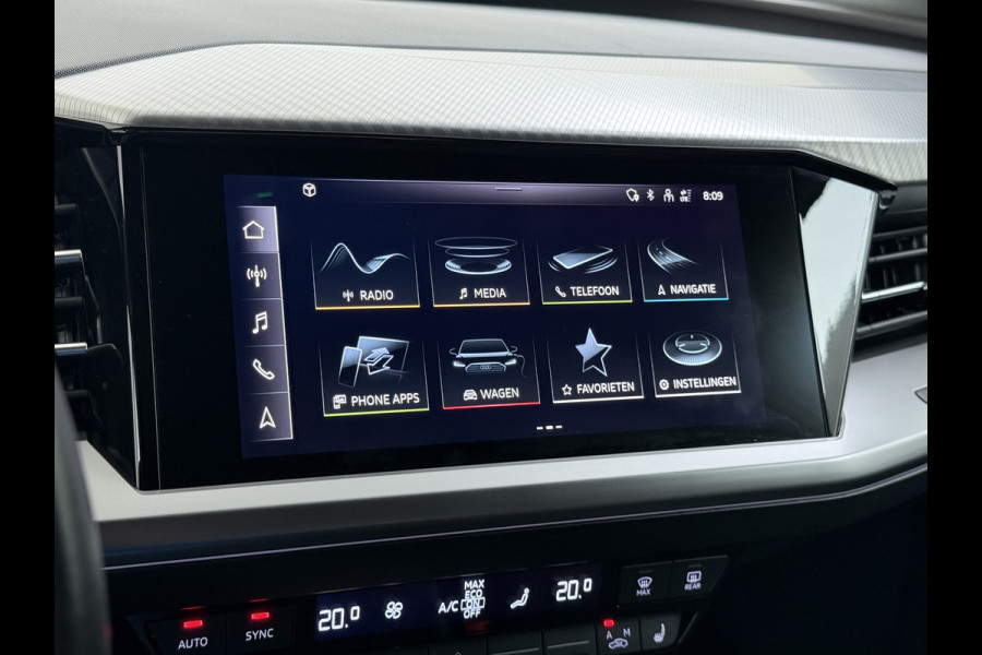 Audi Q4 e-tron SOH 92% 300PK Quattro Launch Edition Advanced Plus 82kWh Warmtepomp Adap.Cruise Trekhaak Head-Up Camera Elek.Stoelen+Memory +Ver Keyless advanced Apple Carplay/Android Auto Bluetooth Privacy Glas Lmv Matrix-Led Isofix 1.200KG Trekgewicht Origineel Nederlandse Auto
