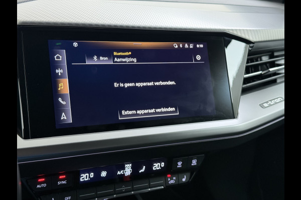 Audi Q4 e-tron SOH 92% 300PK Quattro Launch Edition Advanced Plus 82kWh Warmtepomp Adap.Cruise Trekhaak Head-Up Camera Elek.Stoelen+Memory +Ver Keyless advanced Apple Carplay/Android Auto Bluetooth Privacy Glas Lmv Matrix-Led Isofix 1.200KG Trekgewicht Origineel Nederlandse Auto