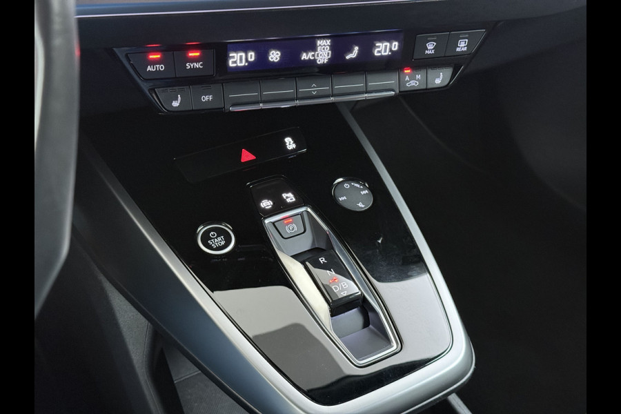 Audi Q4 e-tron SOH 92% 300PK Quattro Launch Edition Advanced Plus 82kWh Warmtepomp Adap.Cruise Trekhaak Head-Up Camera Elek.Stoelen+Memory +Ver Keyless advanced Apple Carplay/Android Auto Bluetooth Privacy Glas Lmv Matrix-Led Isofix 1.200KG Trekgewicht Origineel Nederlandse Auto