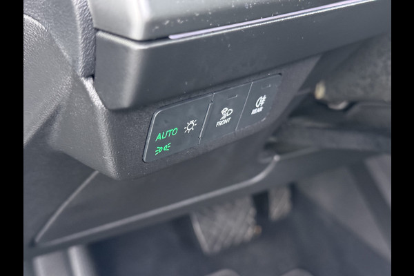 Audi Q4 e-tron SOH 92% 300PK Quattro Launch Edition Advanced Plus 82kWh Warmtepomp Adap.Cruise Trekhaak Head-Up Camera Elek.Stoelen+Memory +Ver Keyless advanced Apple Carplay/Android Auto Bluetooth Privacy Glas Lmv Matrix-Led Isofix 1.200KG Trekgewicht Origineel Nederlandse Auto