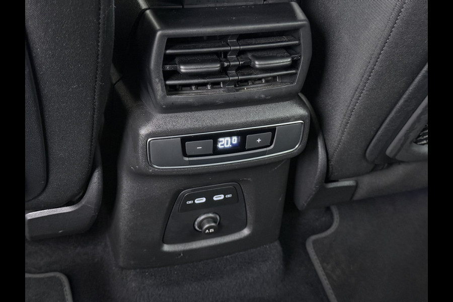 Audi Q4 e-tron SOH 92% 300PK Quattro Launch Edition Advanced Plus 82kWh Warmtepomp Adap.Cruise Trekhaak Head-Up Camera Elek.Stoelen+Memory +Ver Keyless advanced Apple Carplay/Android Auto Bluetooth Privacy Glas Lmv Matrix-Led Isofix 1.200KG Trekgewicht Origineel Nederlandse Auto