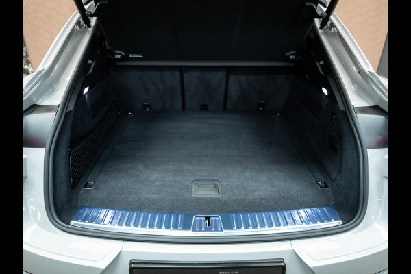 Porsche Cayenne Coupé 3.0 E-Hybrid Black Edition