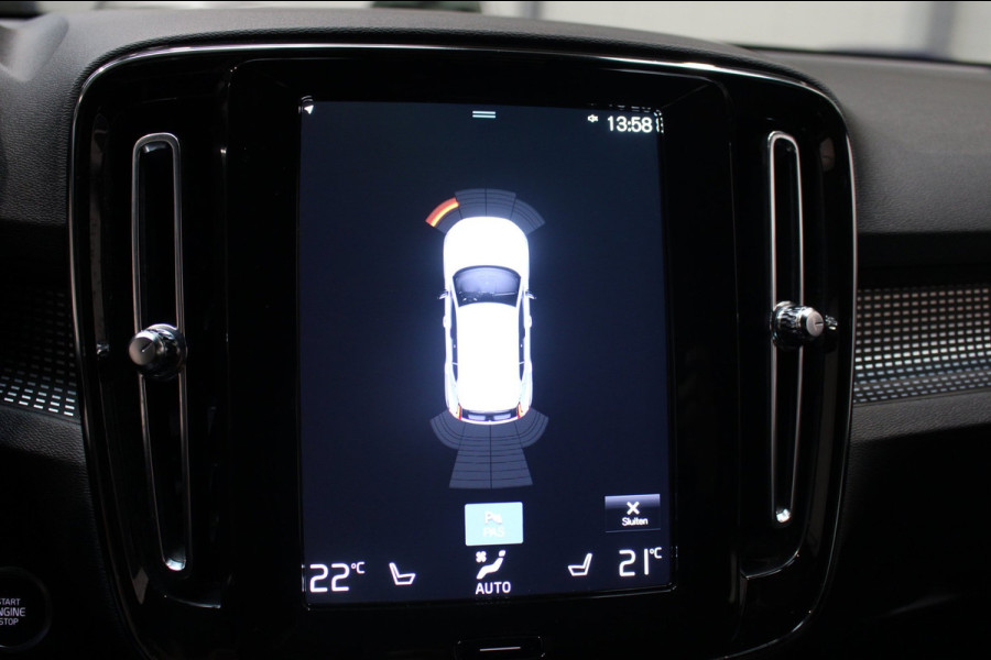 Volvo XC40 1.5 T4 Recharge R-Design Prijs is rijklaar incl bovag garantie