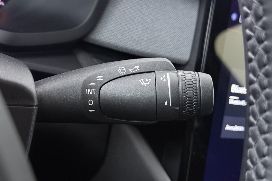 Polestar 2 Standard Range Single Motor 63kWh (CAMERA, STOELVERWARMING, CARPLAY)