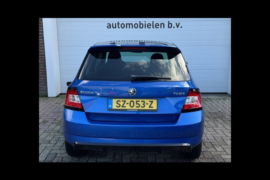 Škoda Fabia 1.0 TSI Monte Carlo -LED-Stoelverwarming-Climate-Panorama dak - Sportstoelen - Parkeersensoren - 12 maanden garantie